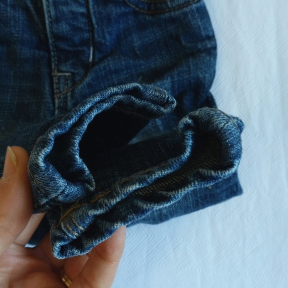 babyGap 1969 distressed straight leg denim jeans 6-12 months baby boy - Picture 3 of 7